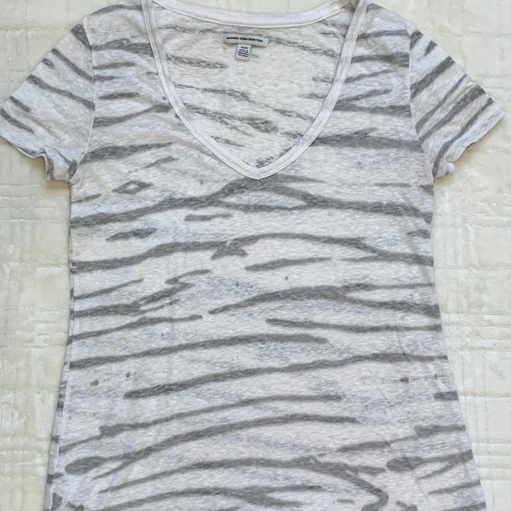 American Eagle Outfitters Shirt